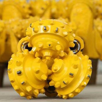 IADC / API / TCI Tricone Rock Roller Bits ทังสเตนคาร์ไบด์โรงถลุงเหล็กฟันสำหรับอุตสาหกรรมเสาเข็มเจาะโรตารี่